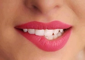 Tips Merawat Bibir Secara Alami